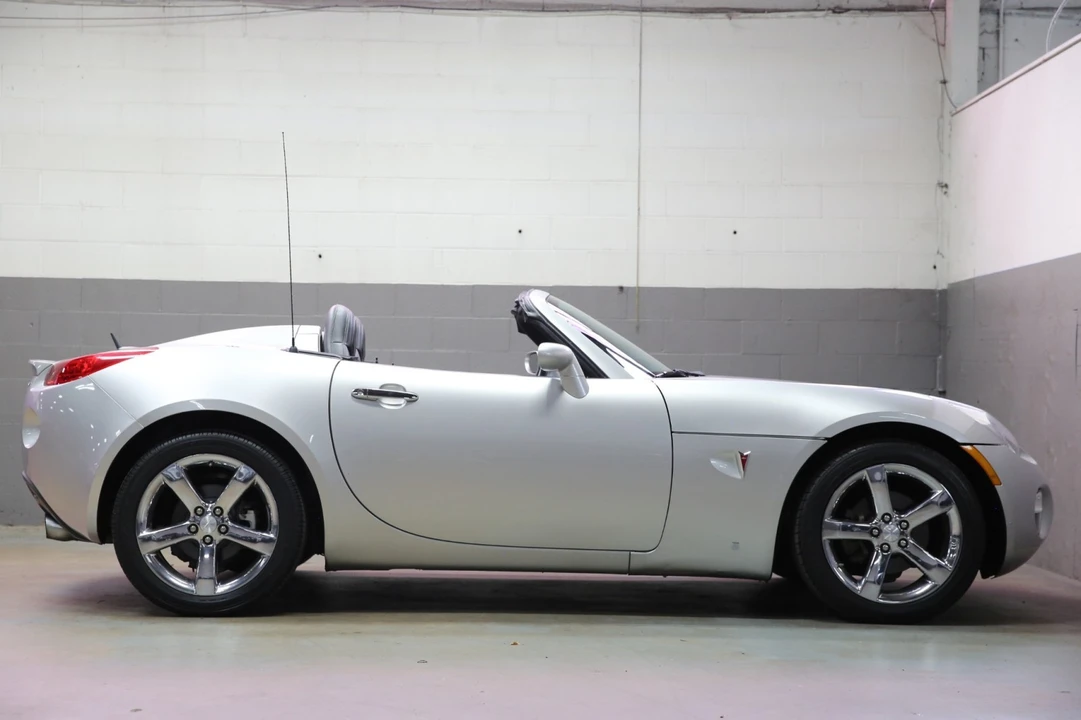 2008 Pontiac Solstice - Image 4 of 31