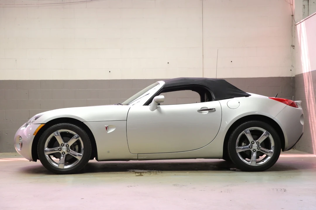 2008 Pontiac Solstice - Image 15 of 31
