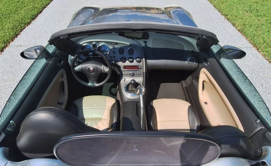 2008 Pontiac Solstice - Image 11 of 16