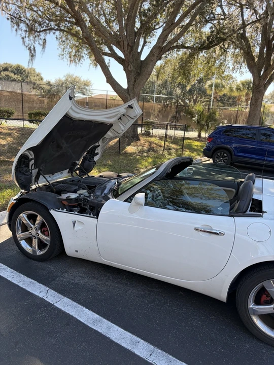 2008 Pontiac Solstice - Image 5 of 12