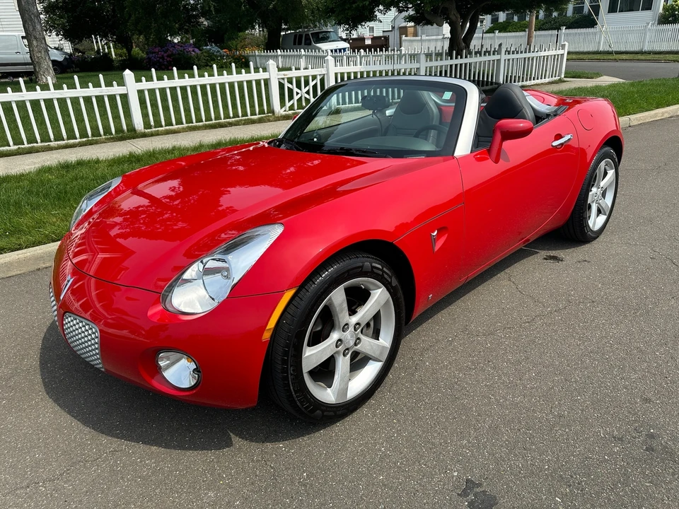 2008 Pontiac Solstice - Image 3 of 21