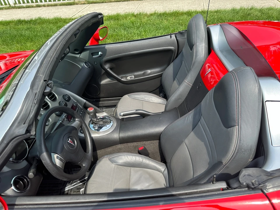 2008 Pontiac Solstice - Image 7 of 21