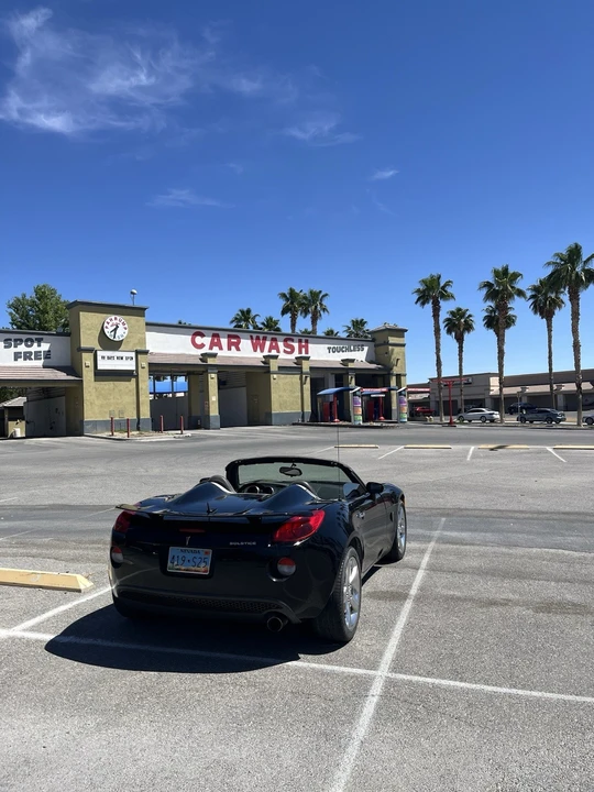 2008 Pontiac Solstice - Image 2 of 5