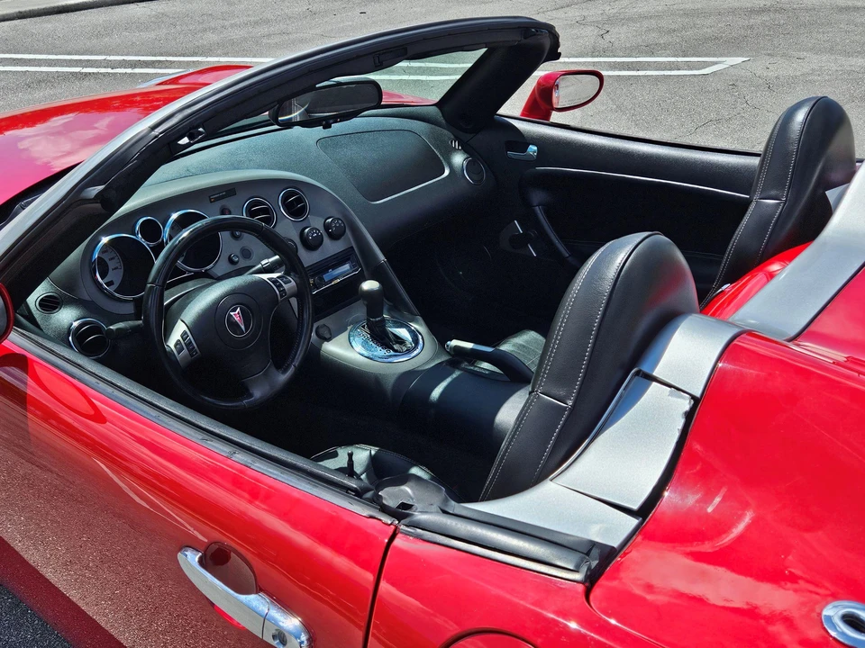 2008 Pontiac Solstice - Image 30 of 31