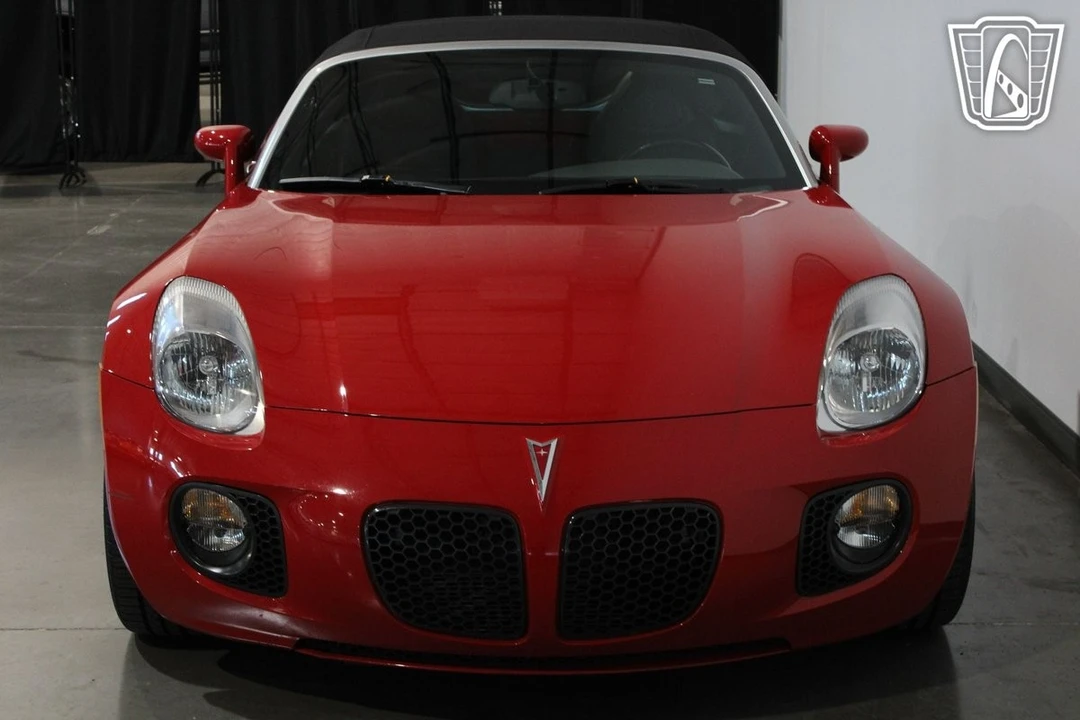 2008 Pontiac Solstice - Image 11 of 12