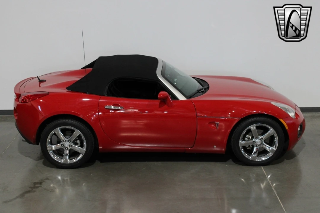 2008 Pontiac Solstice - Image 10 of 12