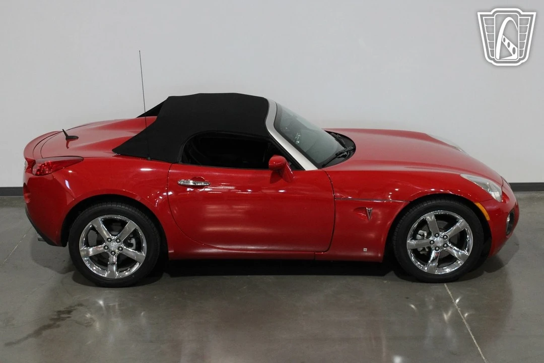 2008 Pontiac Solstice - Image 9 of 12