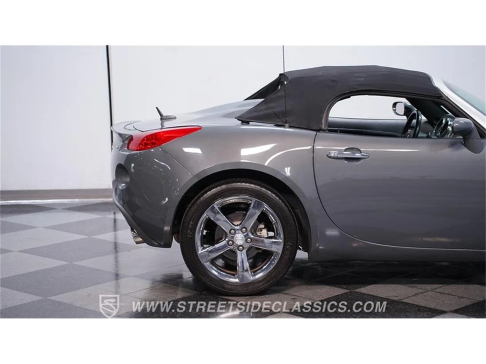 2008 Pontiac Solstice - Image 24 of 31