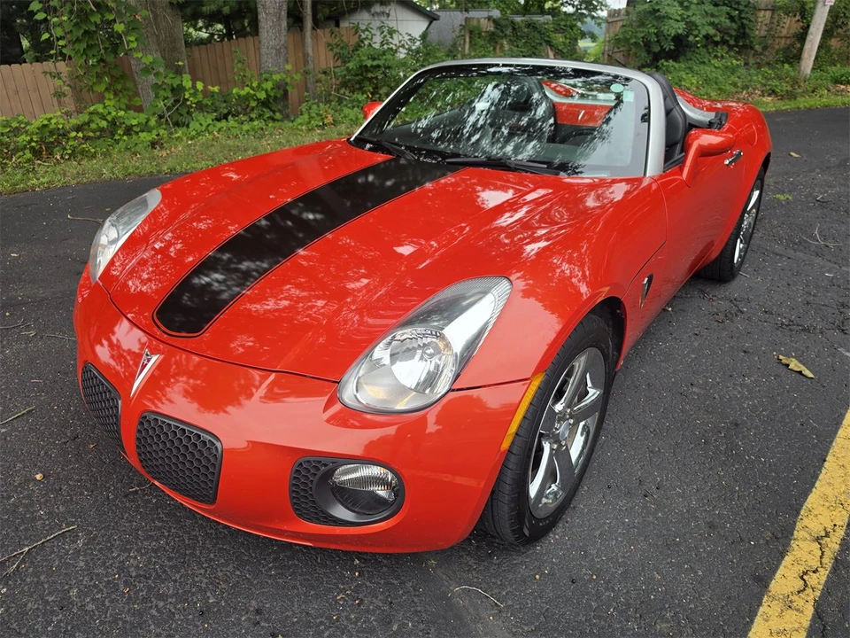 2008 Pontiac Solstice - Image 3 of 31