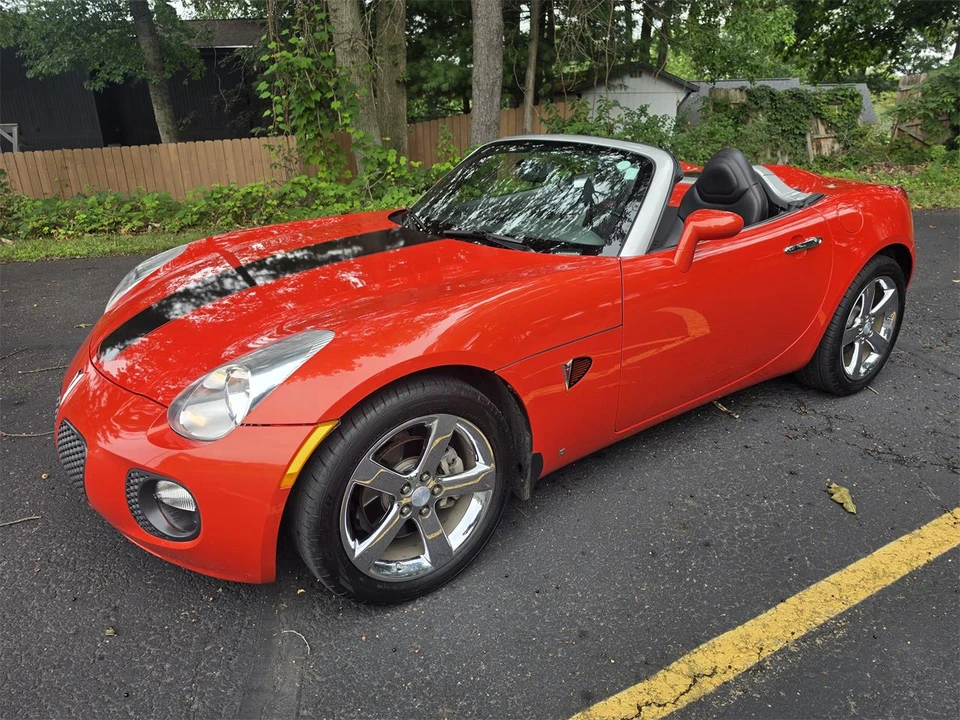 2008 Pontiac Solstice - Image 5 of 31