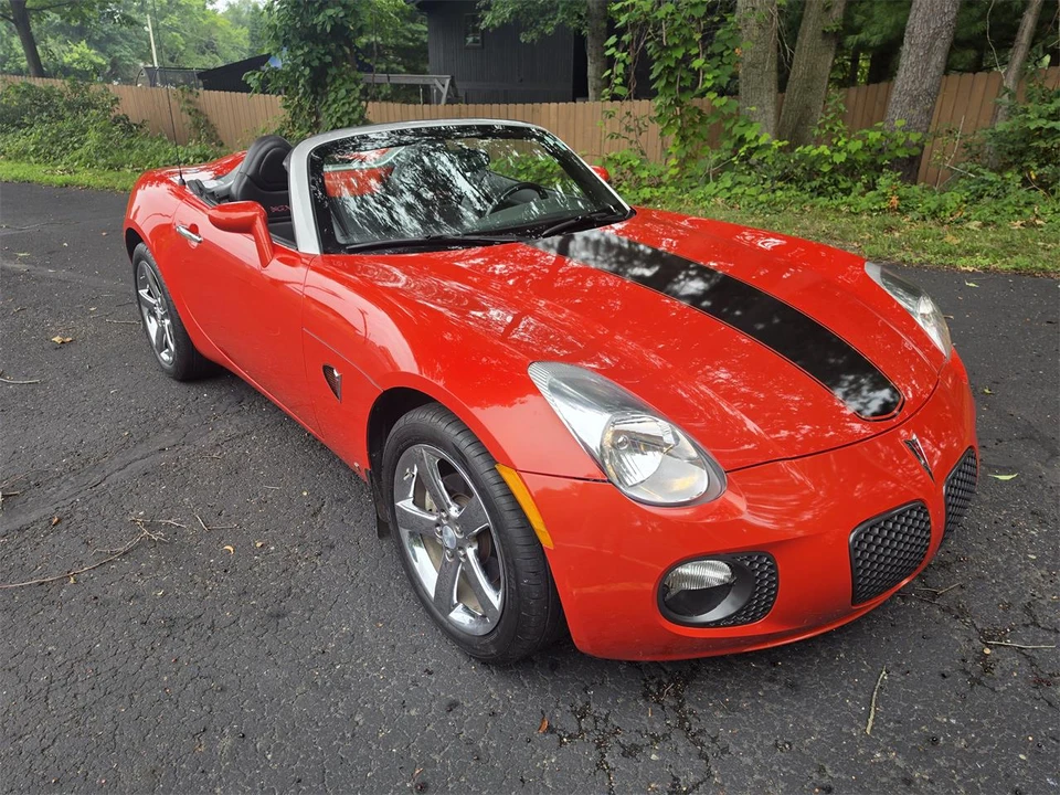 2008 Pontiac Solstice - Image 18 of 31