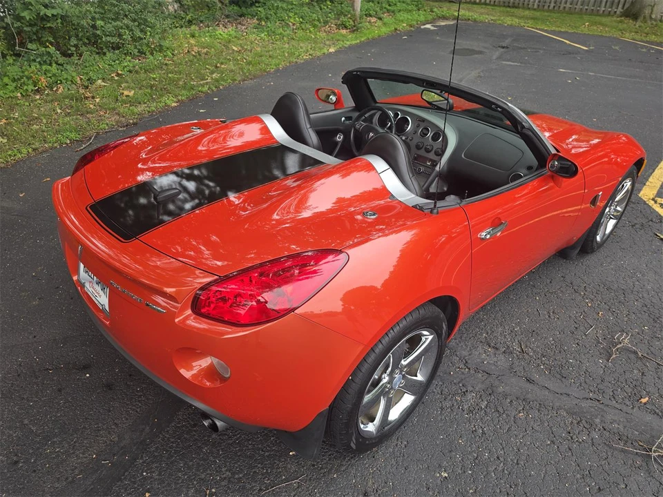 2008 Pontiac Solstice - Image 25 of 31