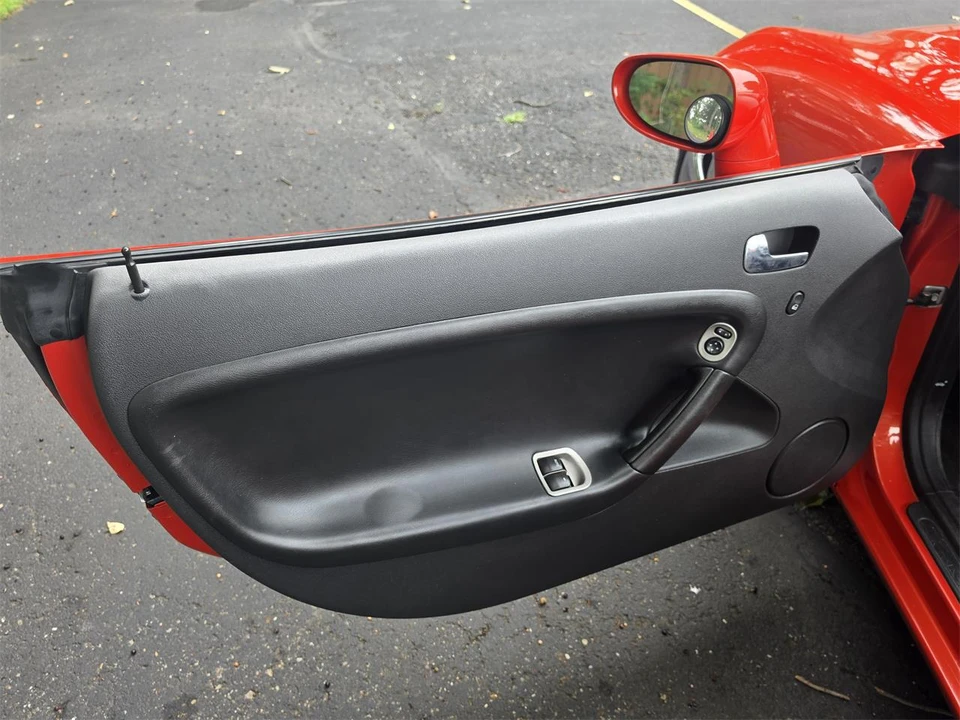 2008 Pontiac Solstice - Image 27 of 31
