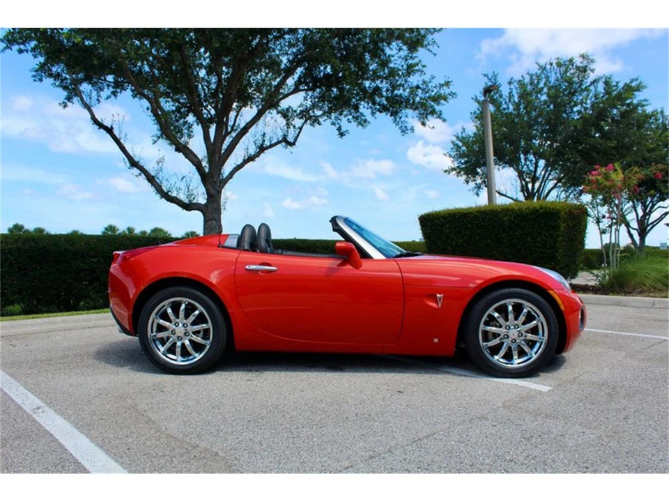 2008 Pontiac Solstice - Image 4 of 31