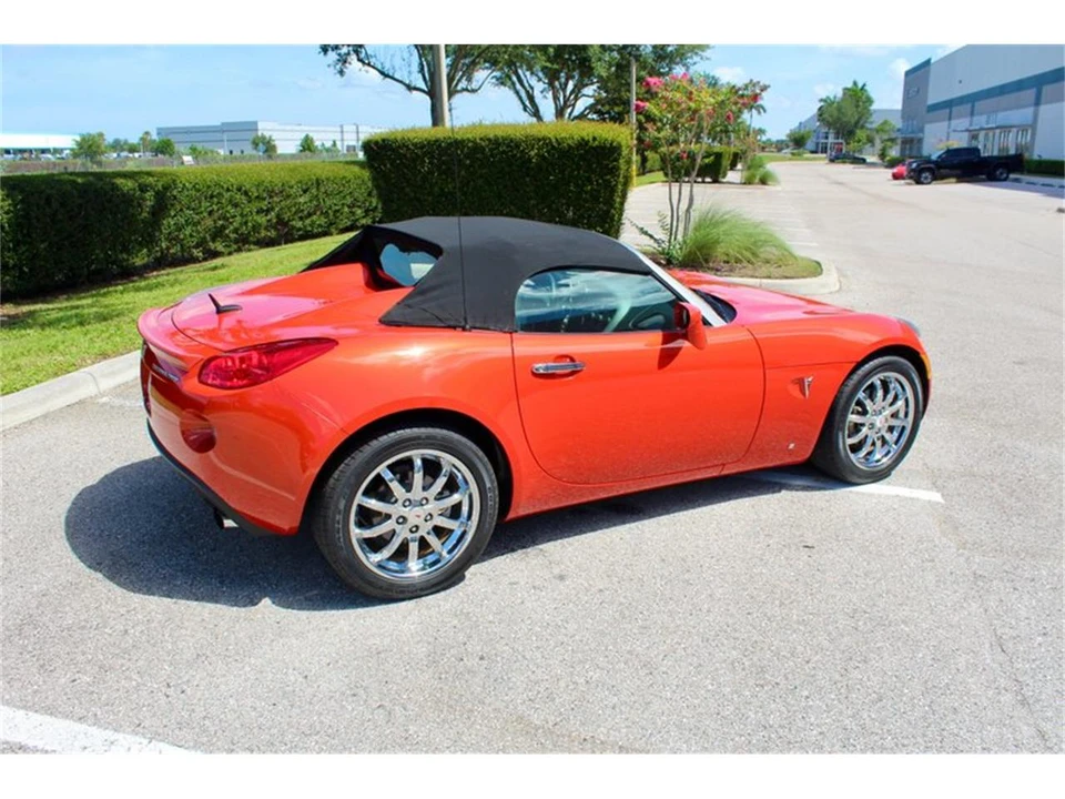 2008 Pontiac Solstice - Image 17 of 31