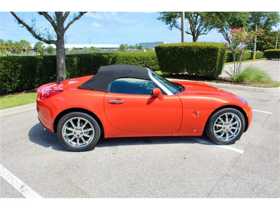 2008 Pontiac Solstice - Image 18 of 31