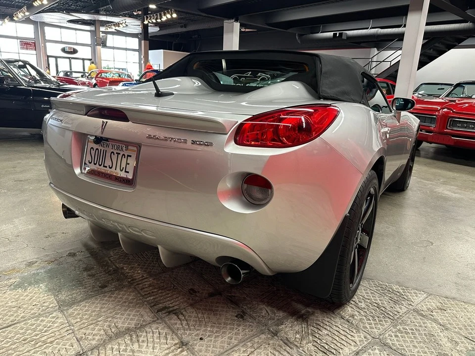 2008 Pontiac Solstice GXP - Image 12 of 21