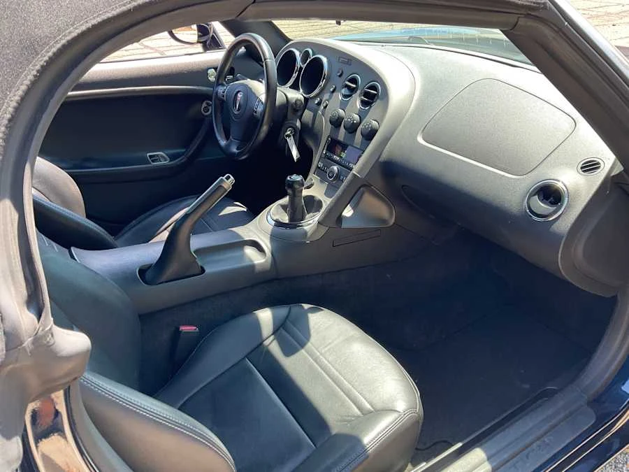 2008 Pontiac Solstice - Image 9 of 11