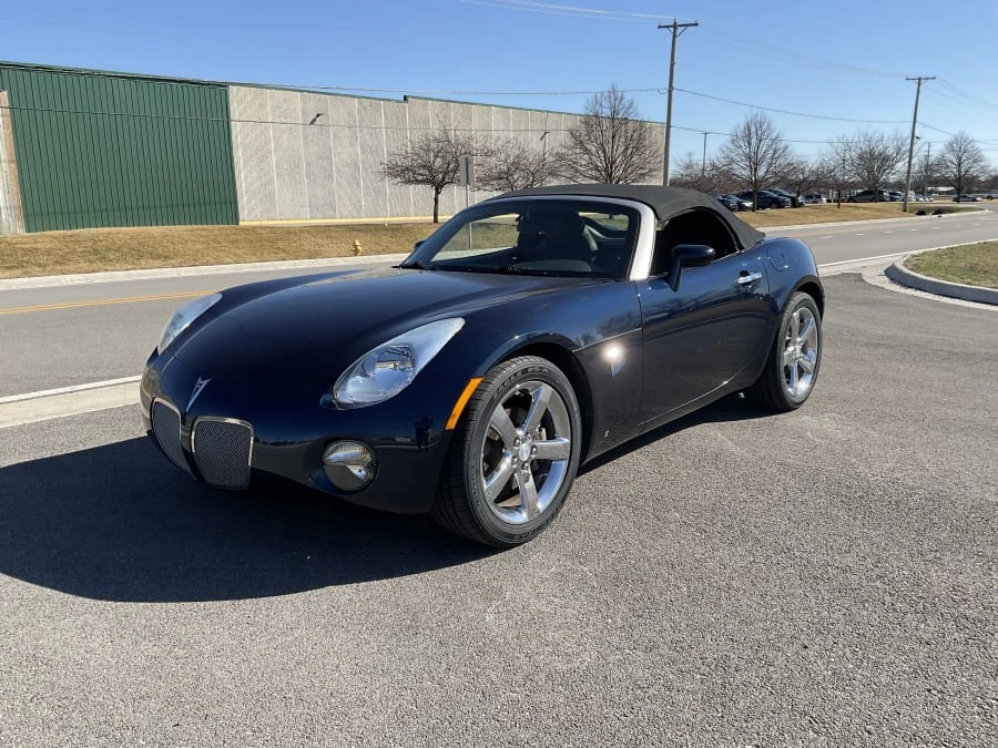 2008 Pontiac Solstice - Image 4 of 11