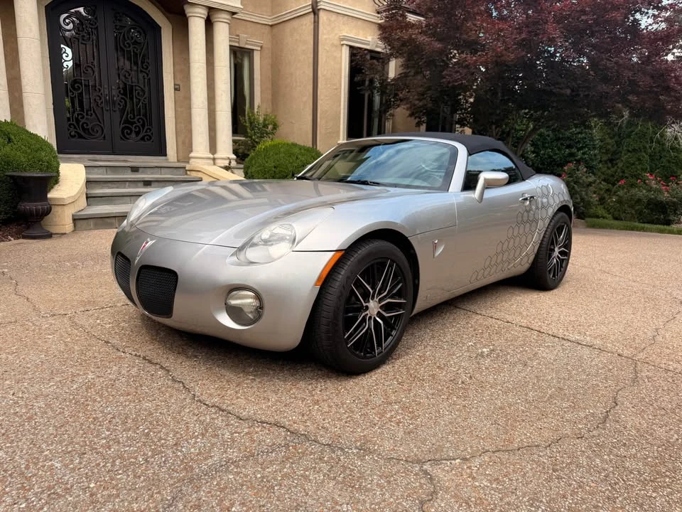 2008 Pontiac Solstice - Image 7 of 12