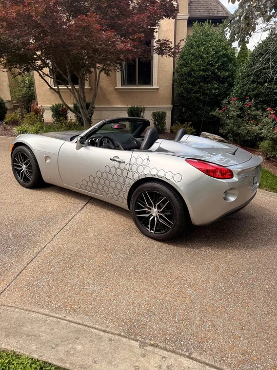 2008 Pontiac Solstice - Image 11 of 12
