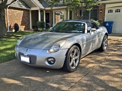 2008 Pontiac Solstice Convertible 2D