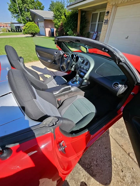 2008 Pontiac Solstice - Image 10 of 12