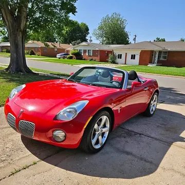2008 Pontiac Solstice Convertible 2D