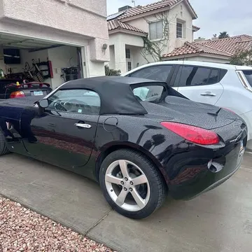 2008 Pontiac Solstice Convertible 2D