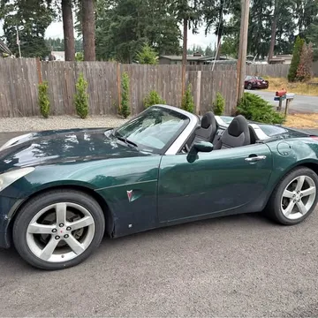 2008 Pontiac Solstice Convertible 2D