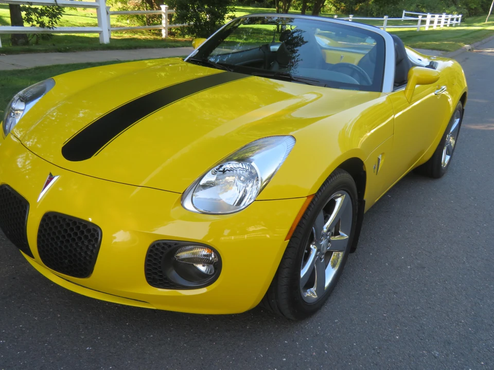2008 Pontiac Solstice GXP - Image 8 of 31