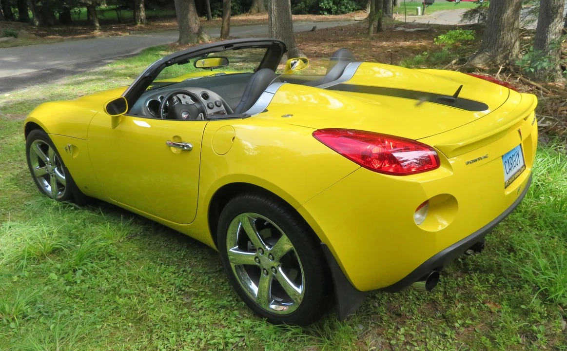 2008 Pontiac Solstice GXP - Image 12 of 31