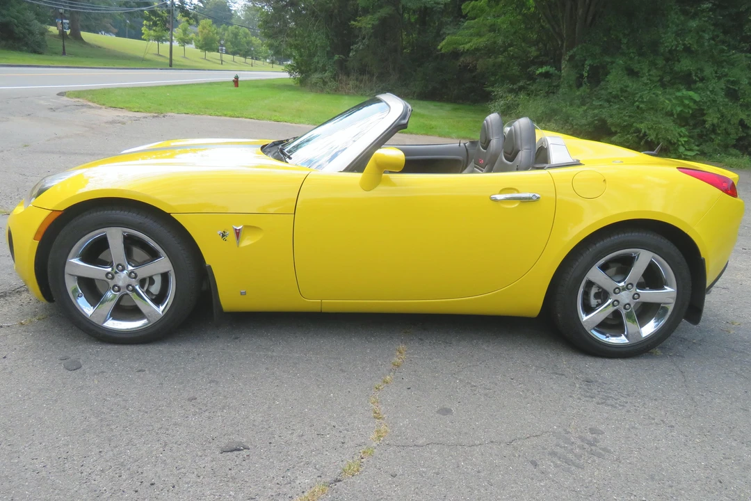 2008 Pontiac Solstice GXP - Image 3 of 31
