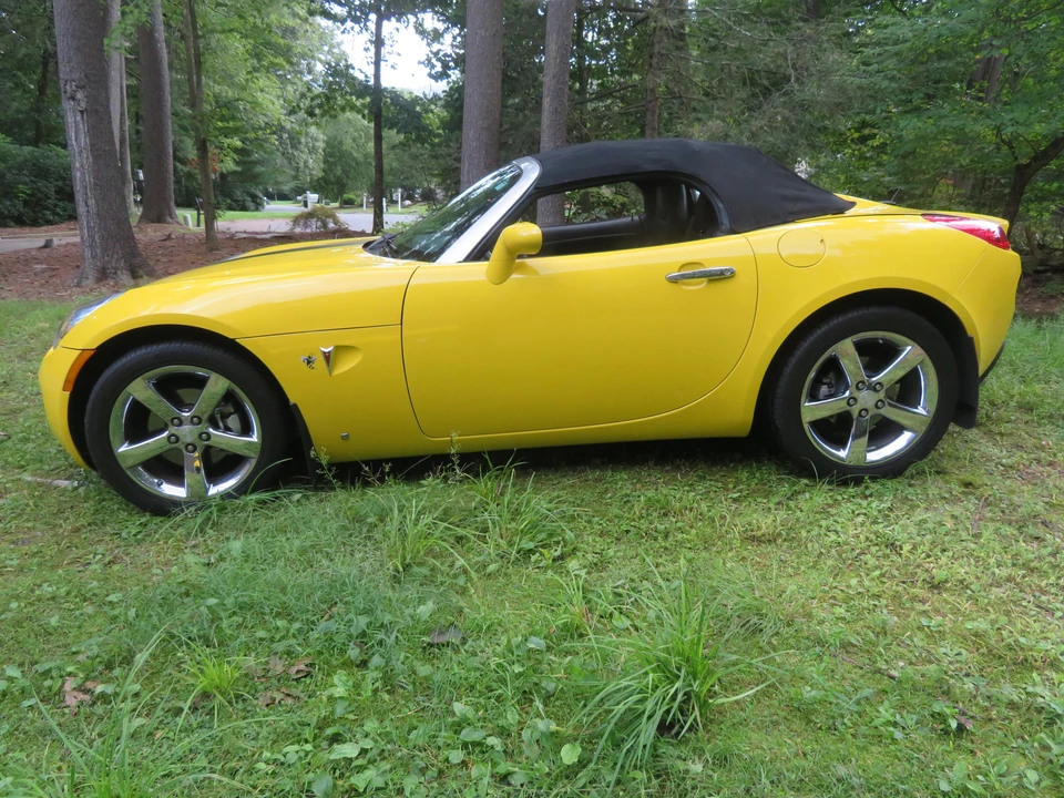 2008 Pontiac Solstice GXP - Image 21 of 31