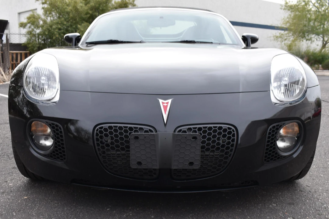 2008 Pontiac Solstice GXP - Image 2 of 10