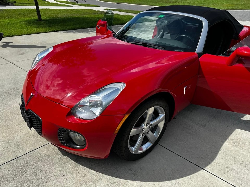 2008 Pontiac Solstice GXP - Image 21 of 31