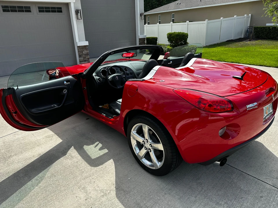2008 Pontiac Solstice GXP - Image 11 of 31