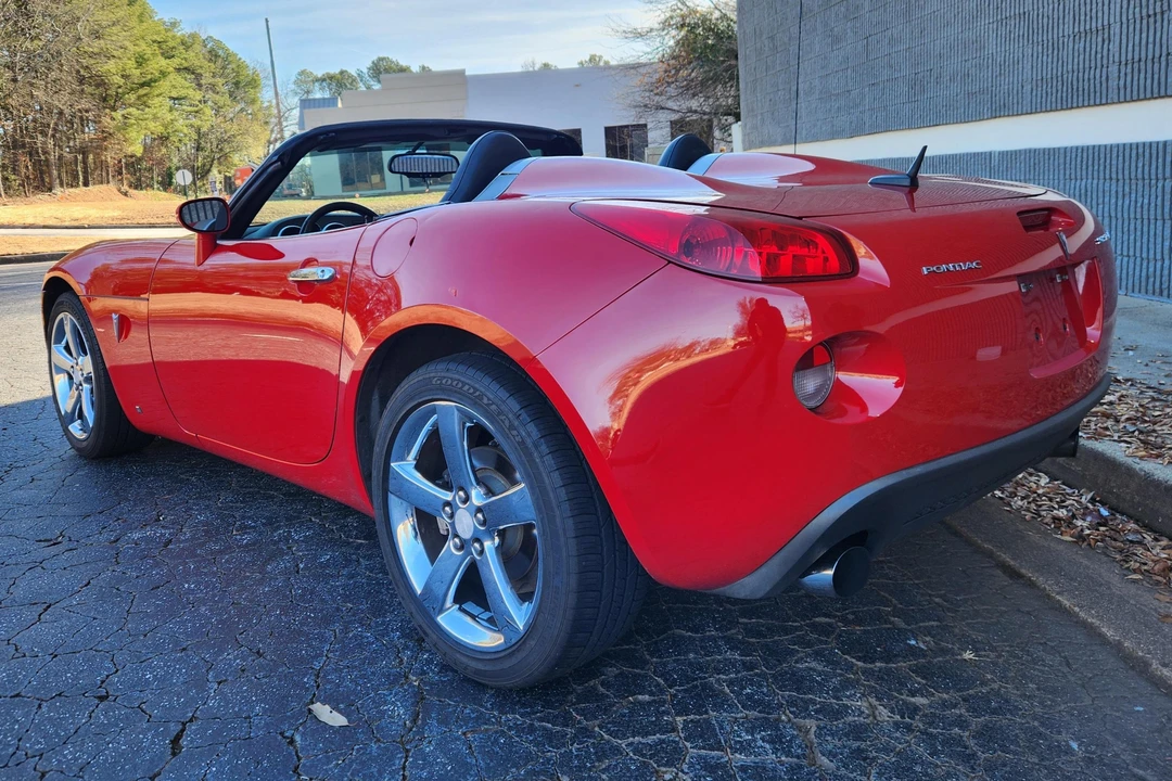 2008 Pontiac Solstice GXP - Image 3 of 31