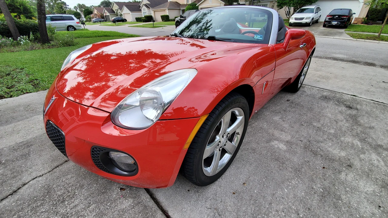 2008 Pontiac Solstice GXP - Image 8 of 31