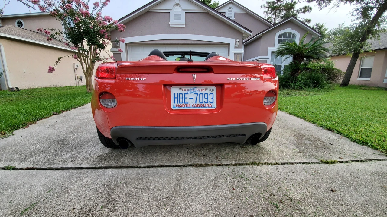 2008 Pontiac Solstice GXP - Image 18 of 31