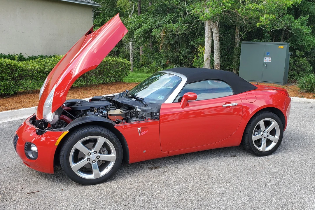 2008 Pontiac Solstice GXP - Image 13 of 31