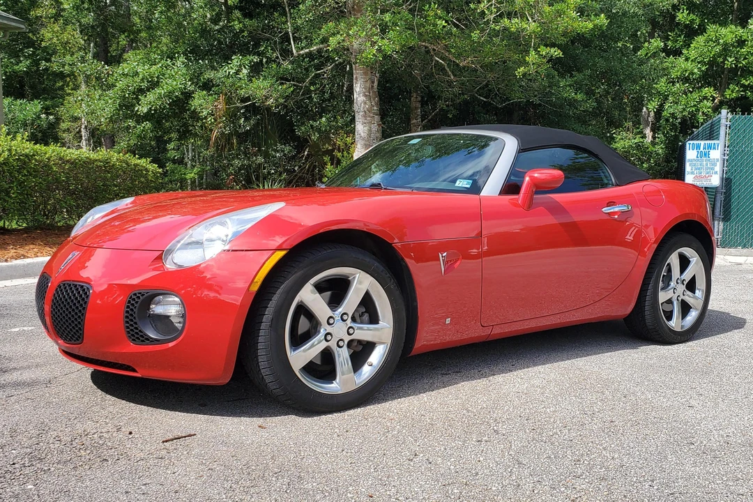 2008 Pontiac Solstice GXP - Image 12 of 31
