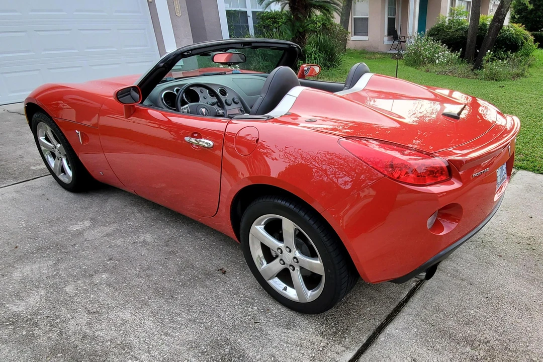2008 Pontiac Solstice GXP - Image 16 of 31