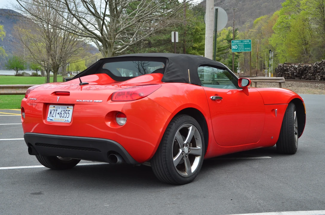 2008 Pontiac Solstice GXP - Image 12 of 21
