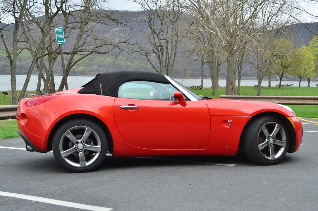 2008 Pontiac Solstice GXP - Image 14 of 21