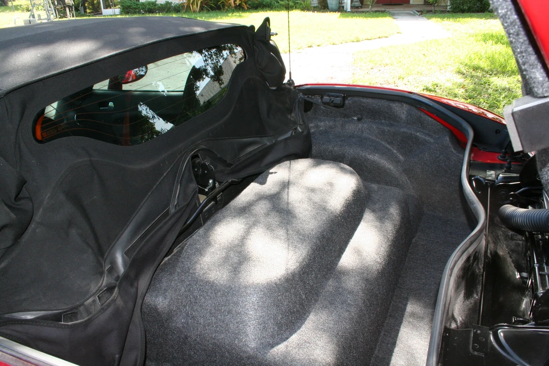 2008 Pontiac Solstice GXP - Image 6 of 23