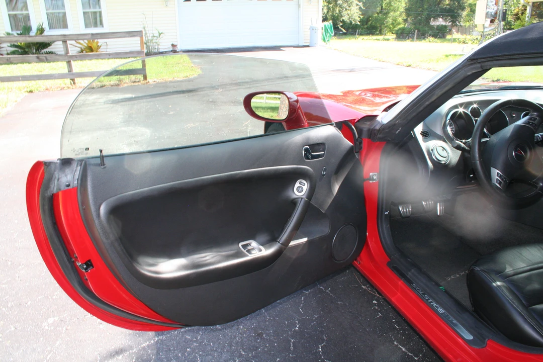 2008 Pontiac Solstice GXP - Image 12 of 23