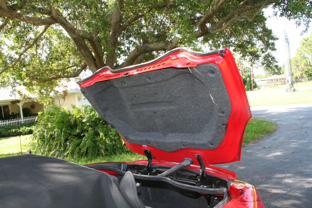 2008 Pontiac Solstice GXP - Image 7 of 23