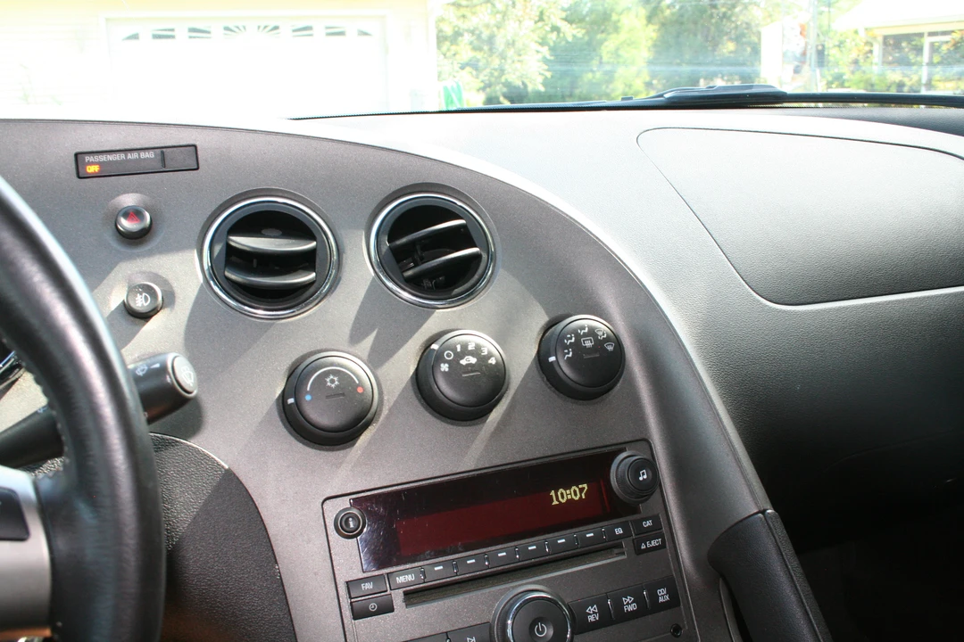 2008 Pontiac Solstice GXP - Image 20 of 23