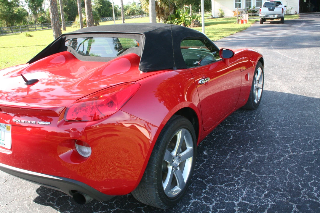 2008 Pontiac Solstice GXP - Image 22 of 23